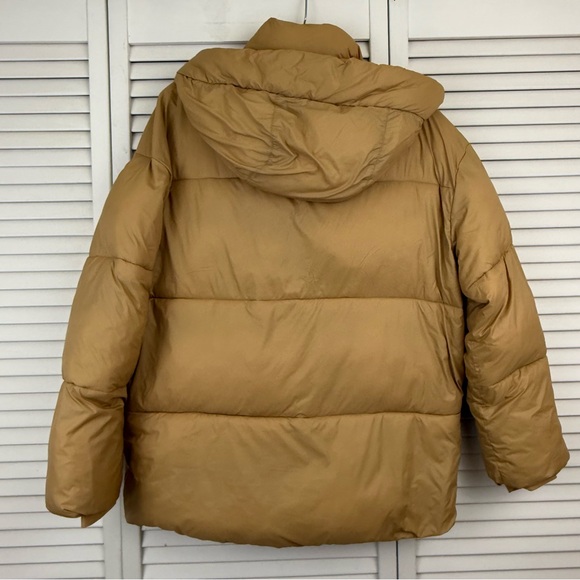 A&F Puffer Jacket - Picture 2 of 2